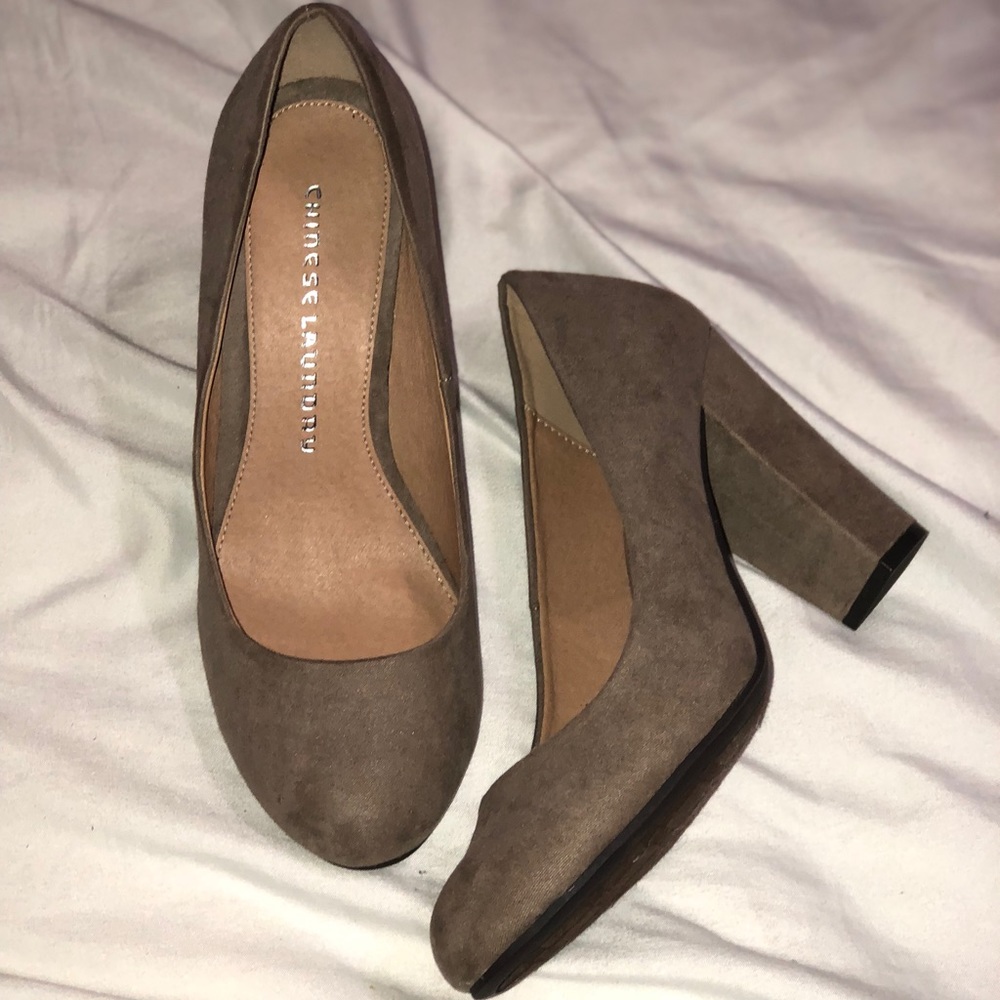 Tan Blocked heels